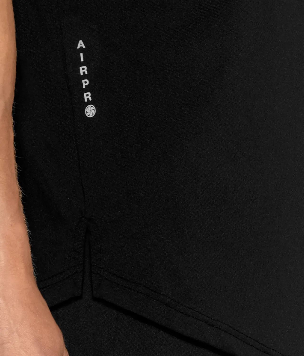 4000 . AirPro Regular-Fit T-Shirt - Black