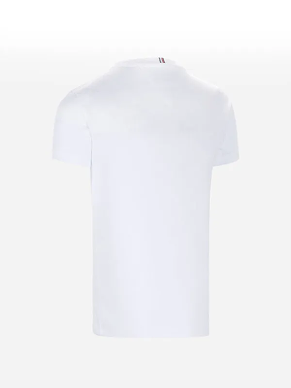 Essential Graphic Em