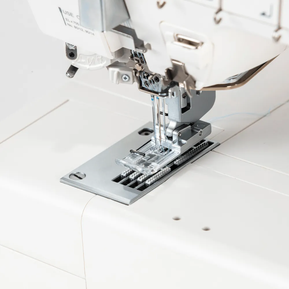 Janome CoverPro 3000 Professional