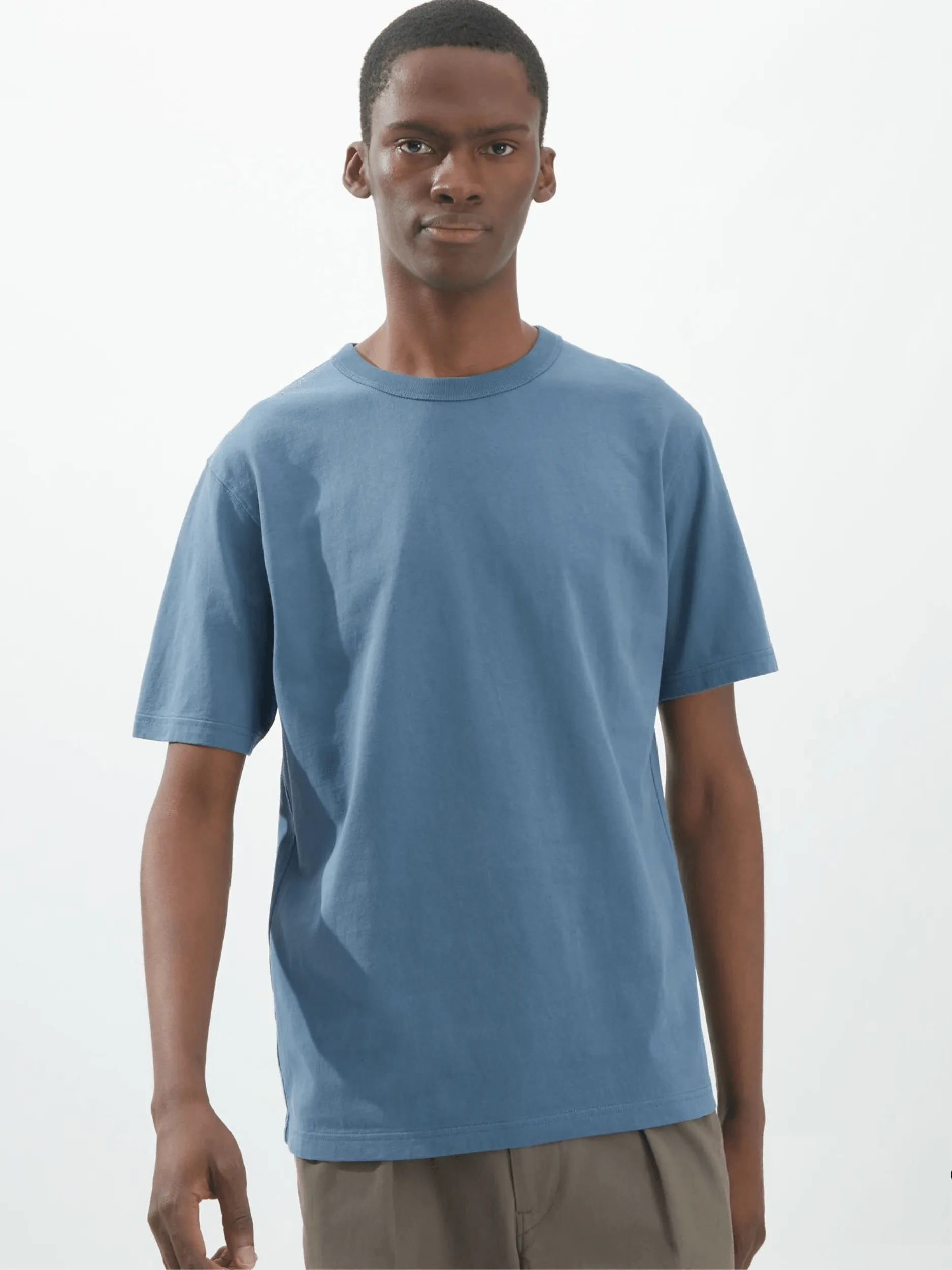 Men’s Essential Round Neck (Short Sleeves)