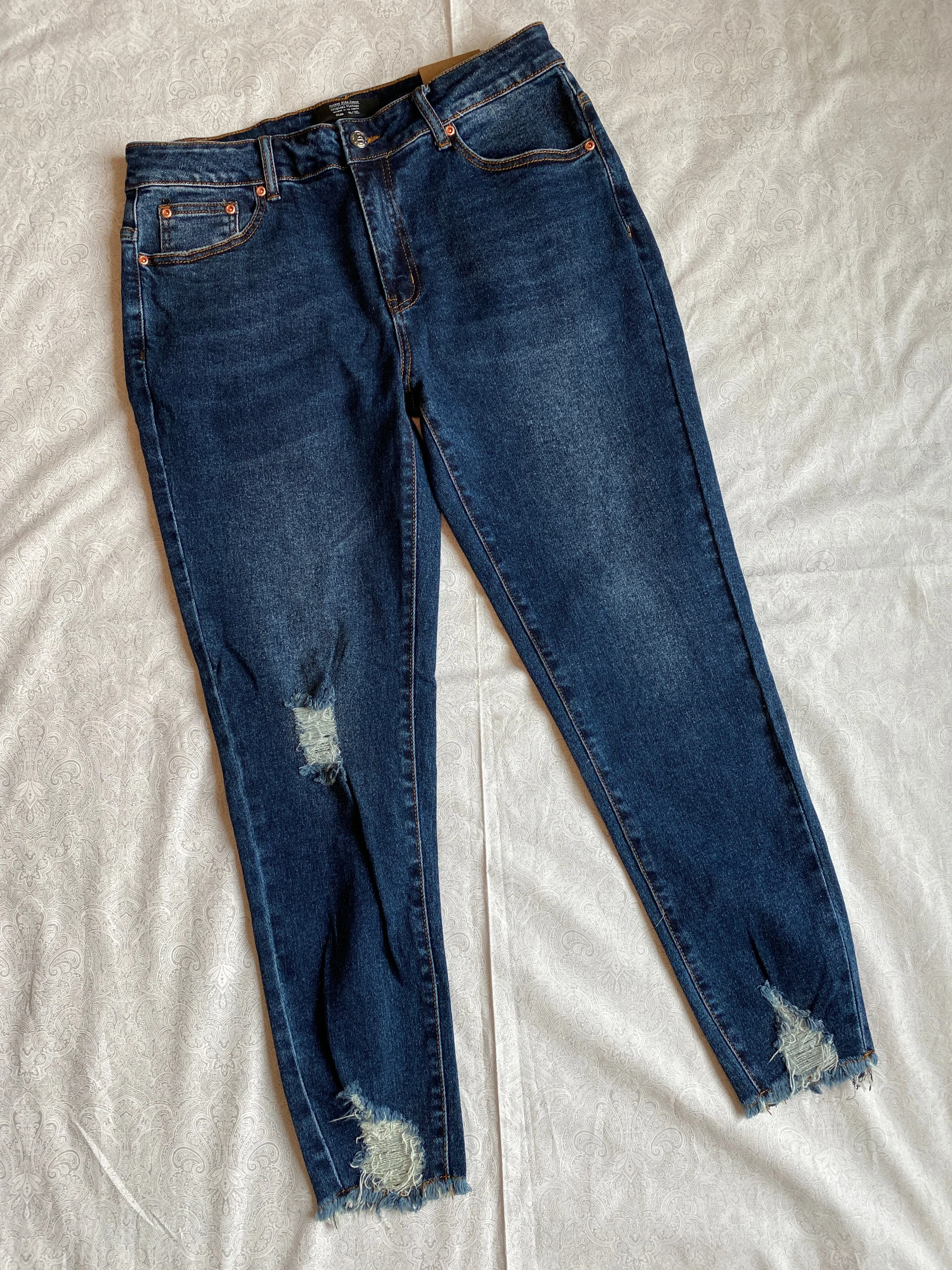 Monkey Ride Distressed Jeans - Curvy