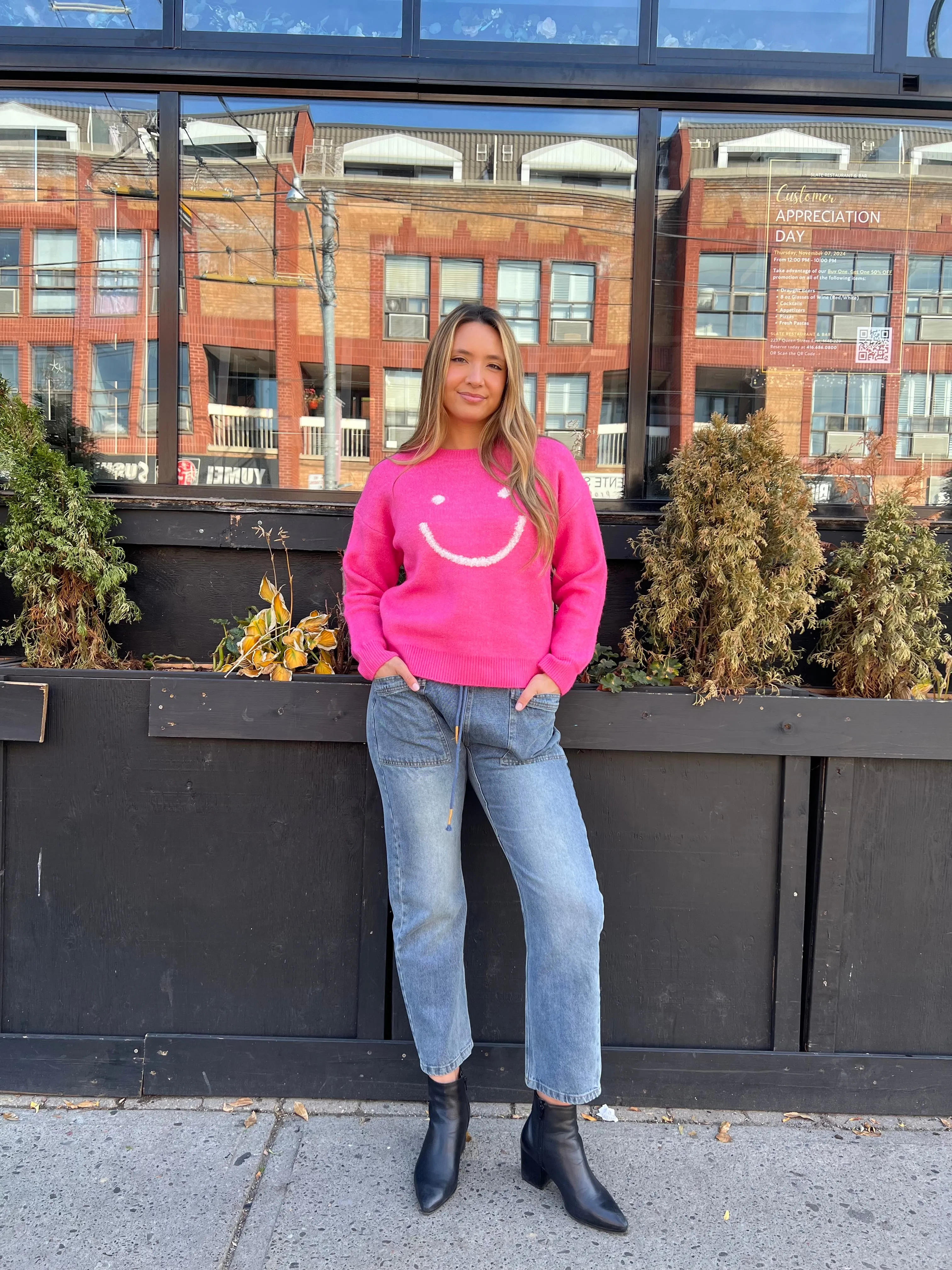 PINK HAPPY FACE DEBUT CREW SWEATER